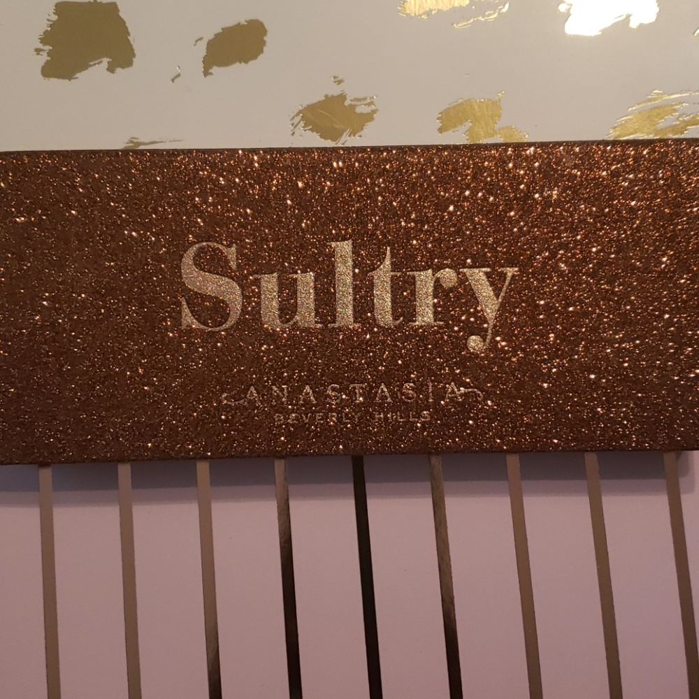 Anastasia Beverly Hills Sultry Palette